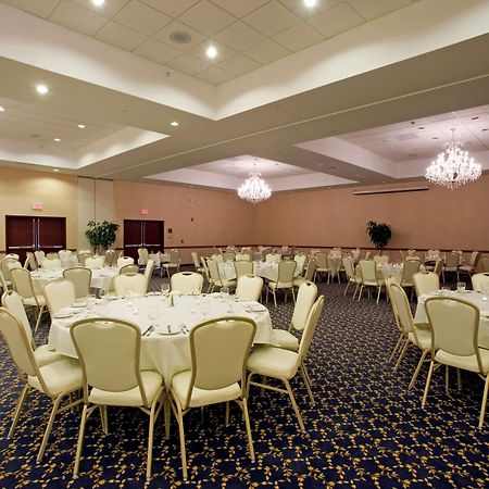 Best Western Plus Ticonderoga Restaurant photo